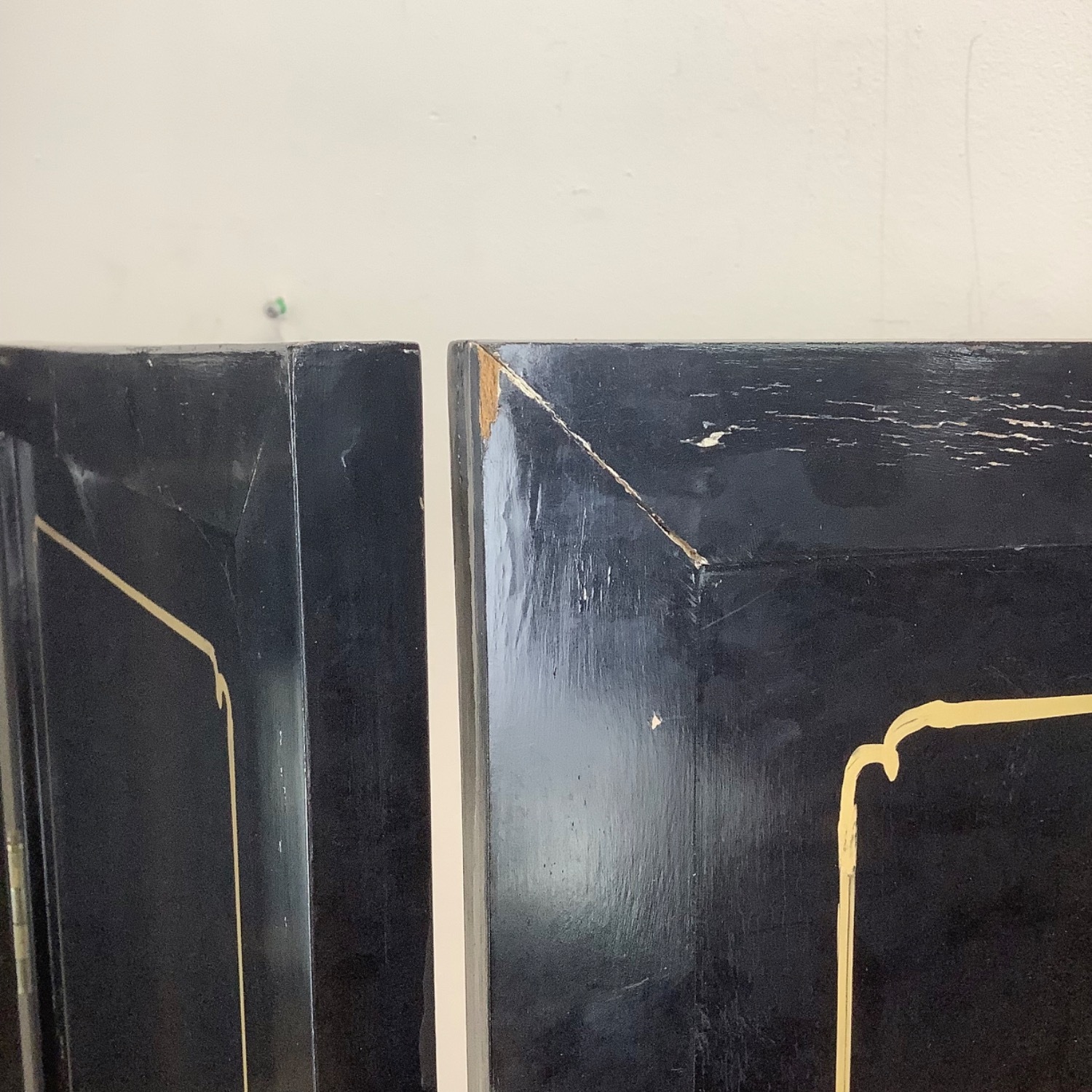  Vintage Hand-Painted Chinoiserie Folding Screen - image-26