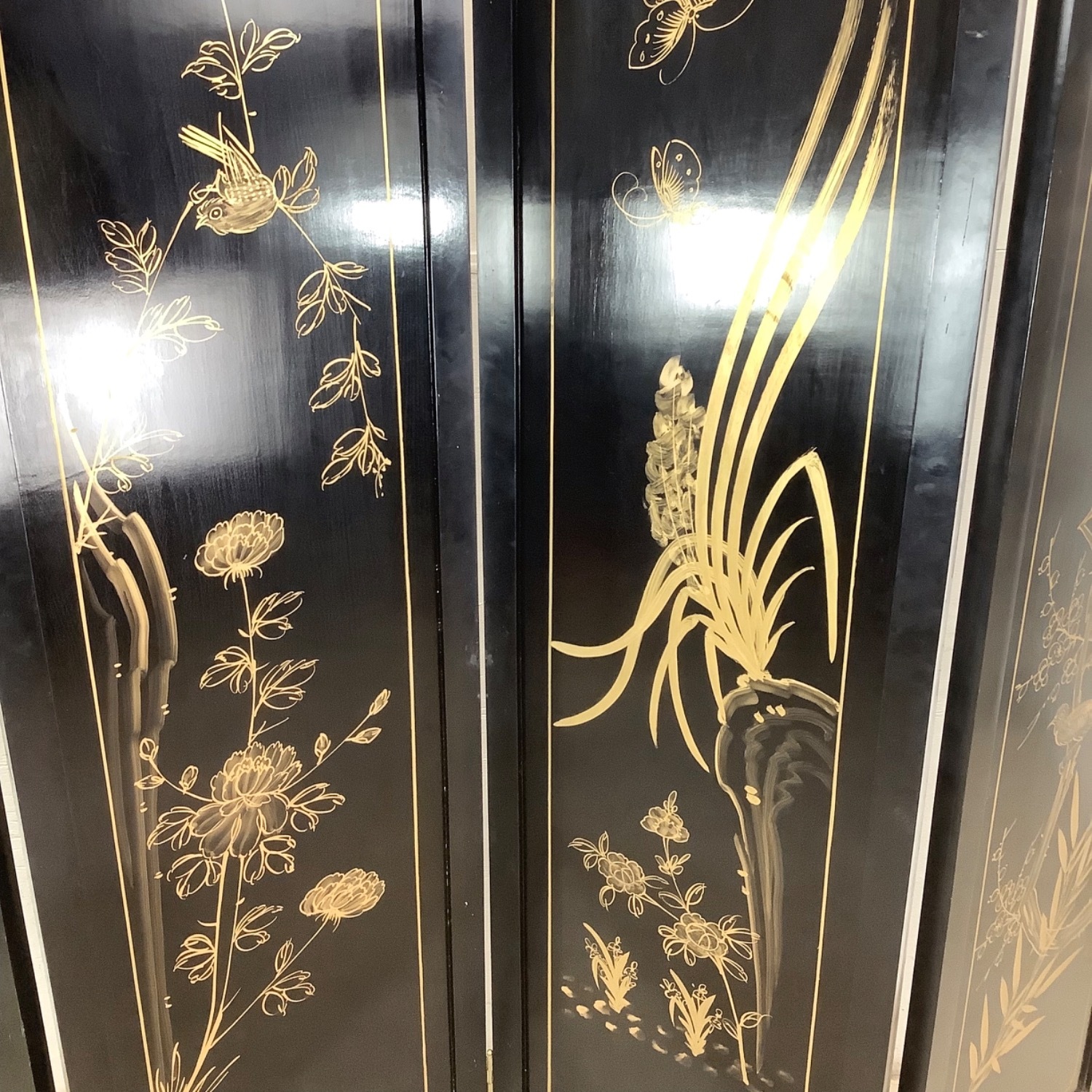  Vintage Hand-Painted Chinoiserie Folding Screen - image-23