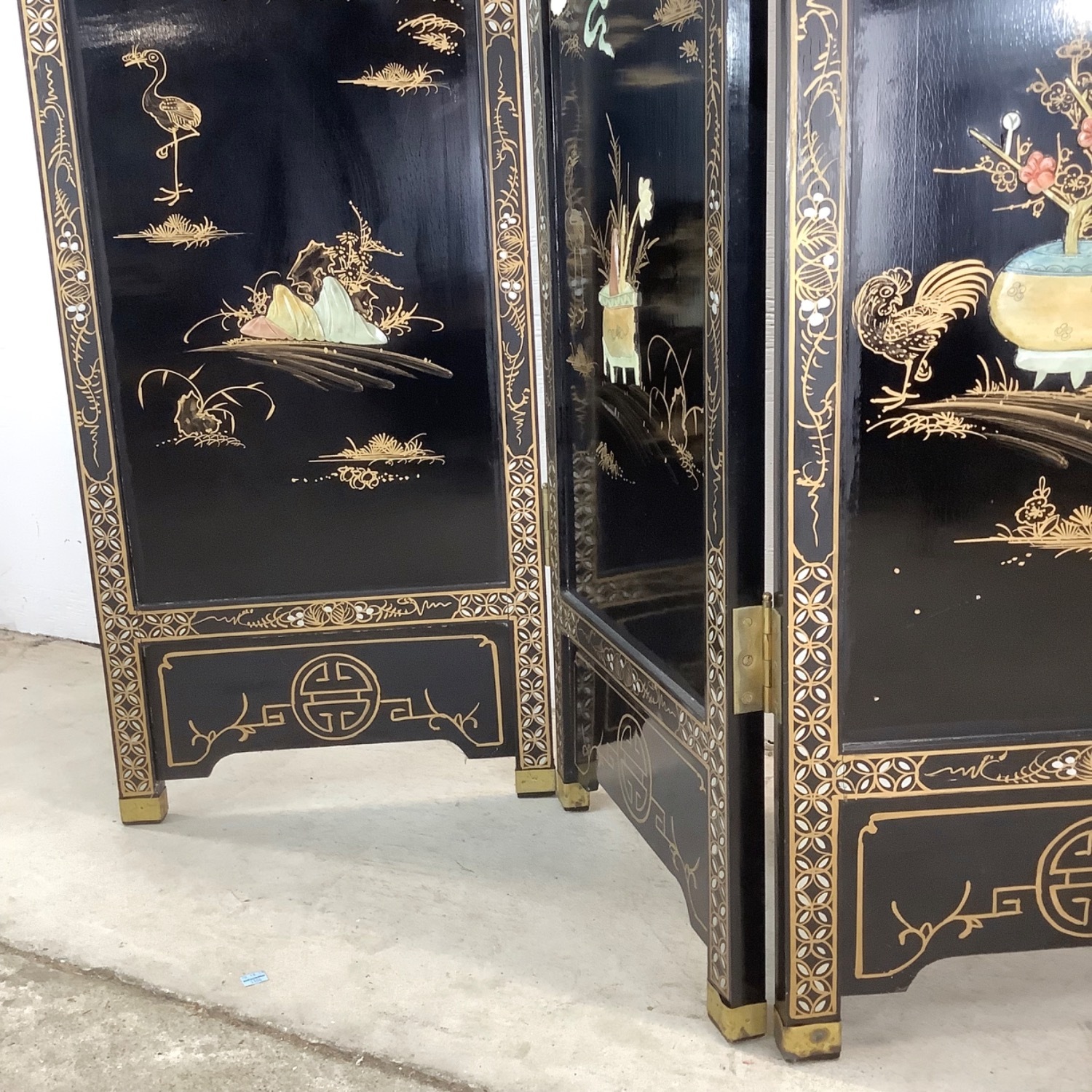  Vintage Hand-Painted Chinoiserie Folding Screen - image-6