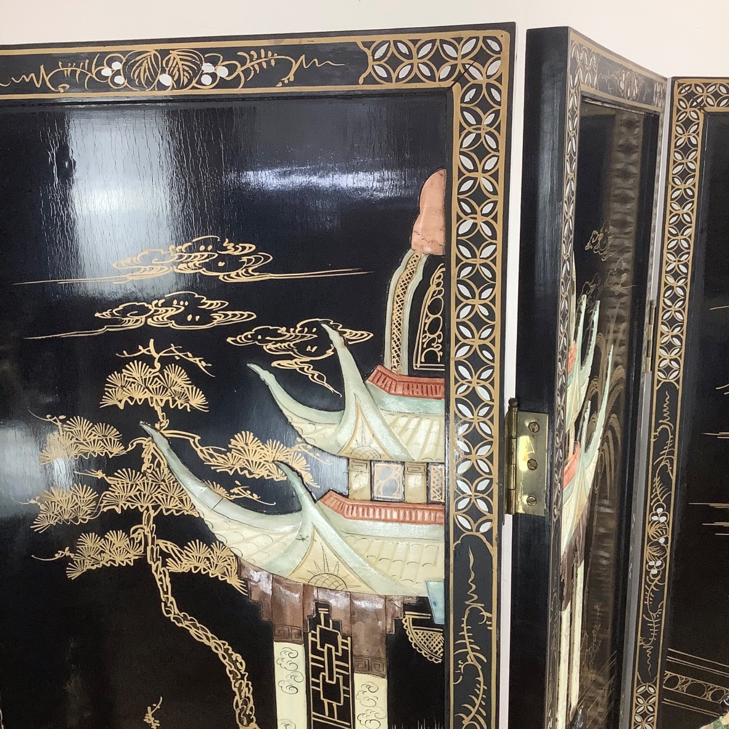  Vintage Hand-Painted Chinoiserie Folding Screen - image-18