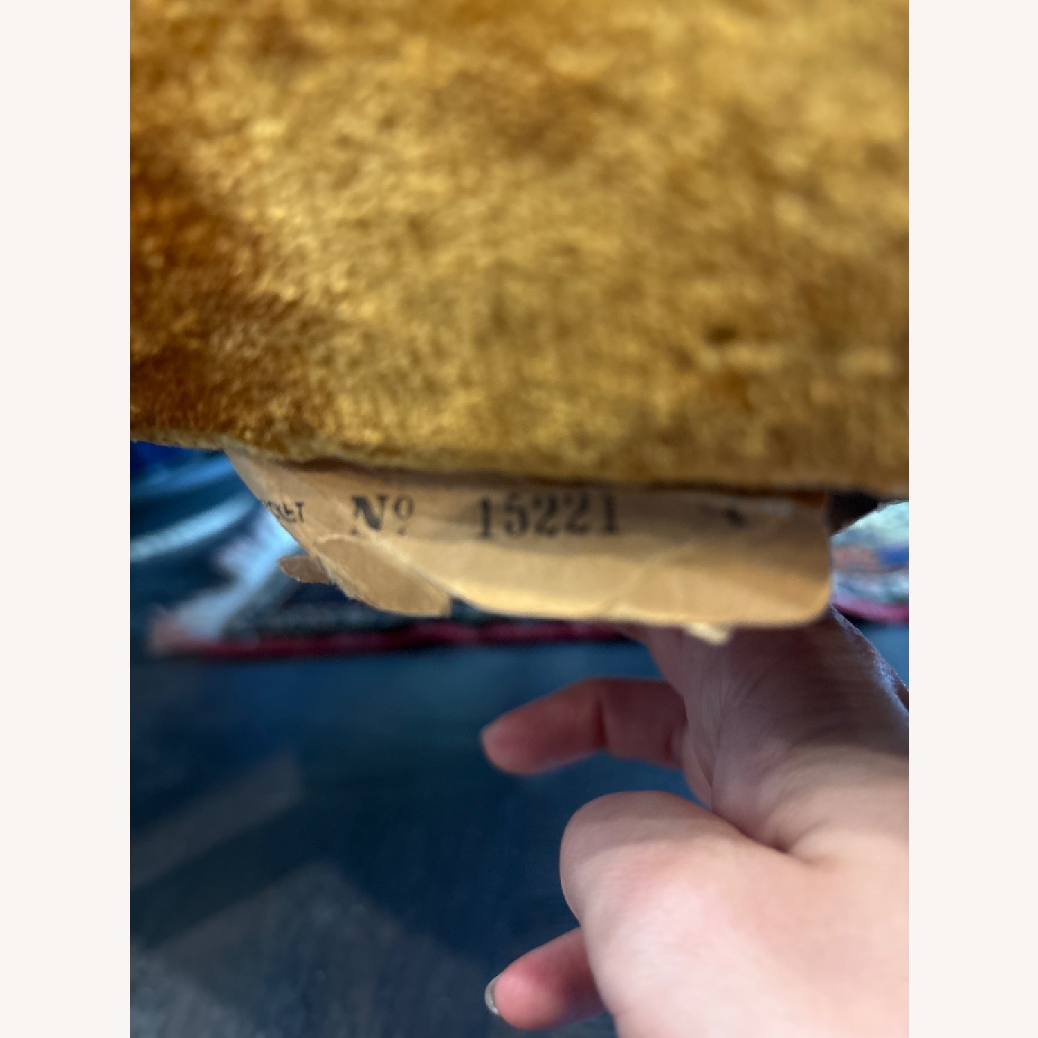 Vintage Queen Anne Gold Velvet Armchair - image-9