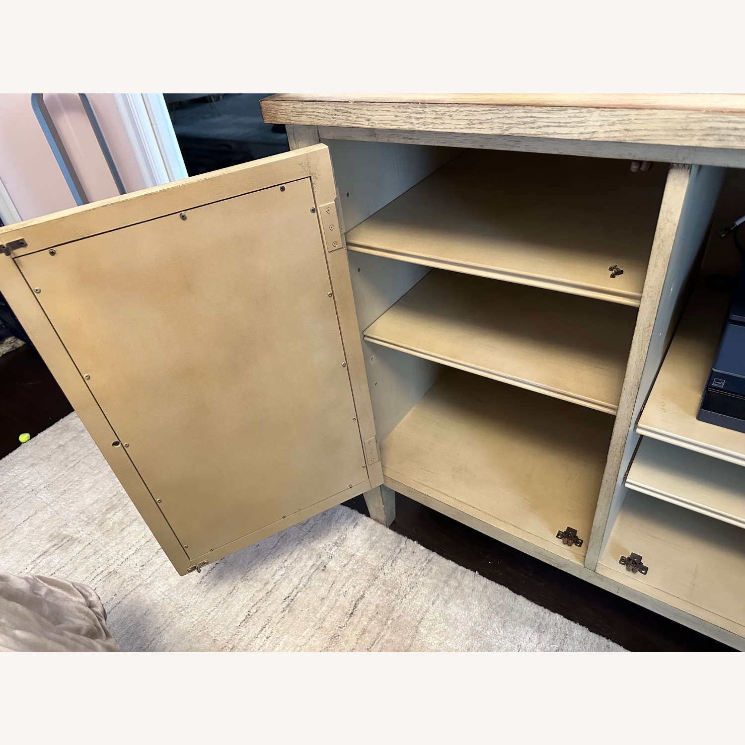 Hooker Furniture Console - image-9