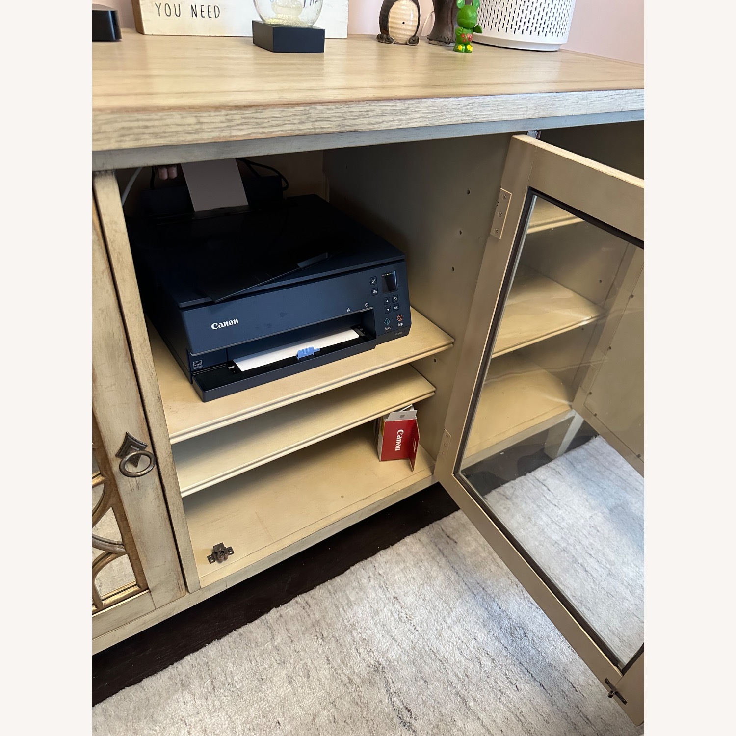 Hooker Furniture Console - image-8