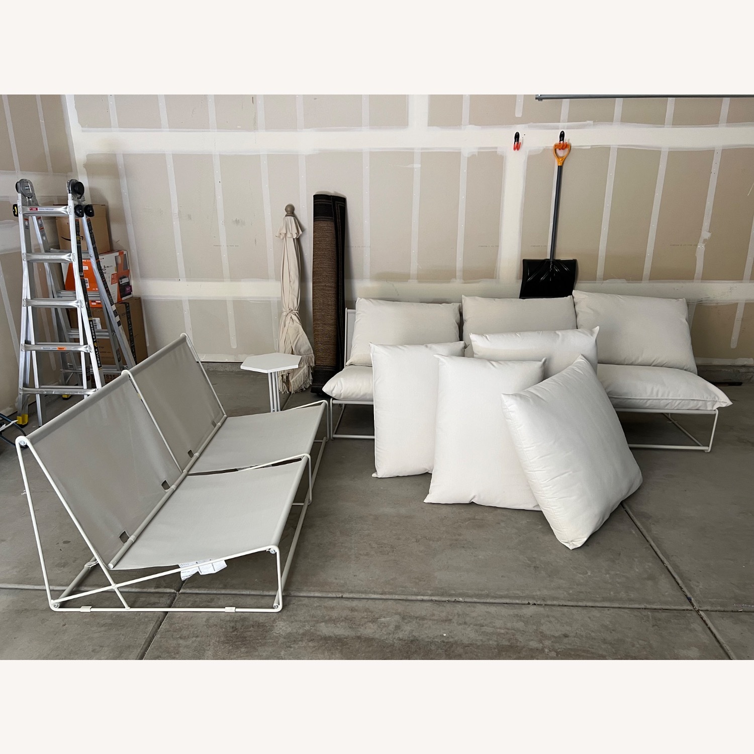 IKEA Havsten Outdoor Sofa Set + Umbrella - AptDeco