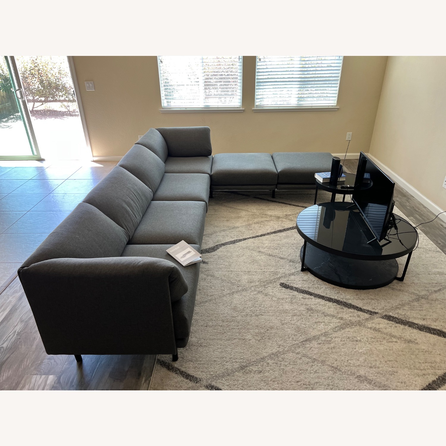 Range Kleen Livingroom Sofa - image-2