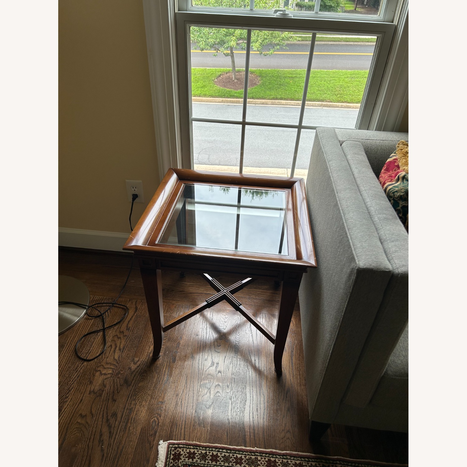 Side Table Living - image-1