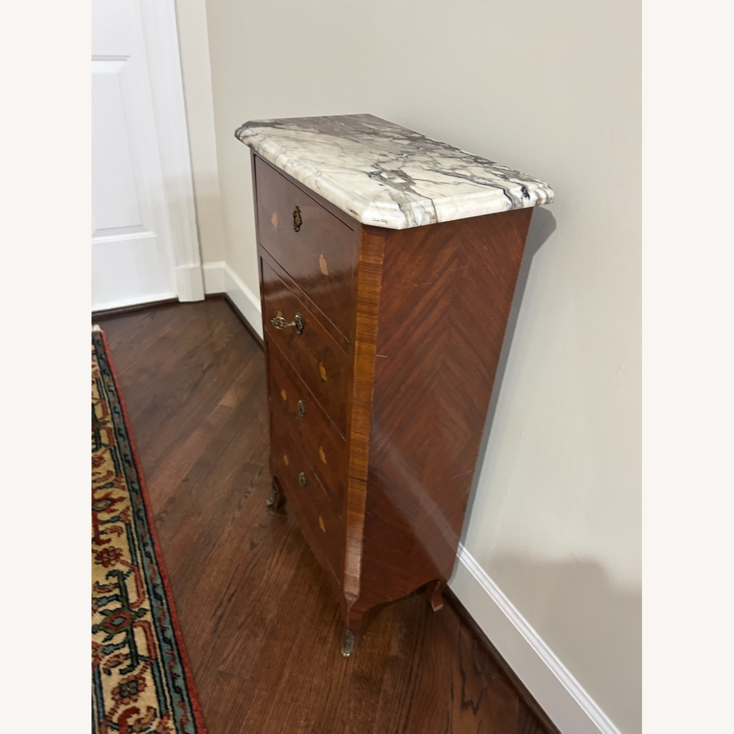 Fine SIdeboard - image-3