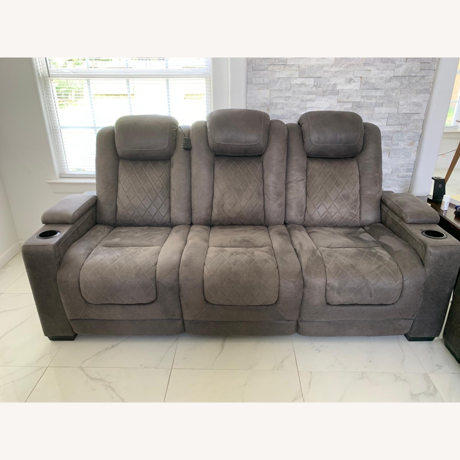 HyllMount Dual Power Reclining Sofa - image-3