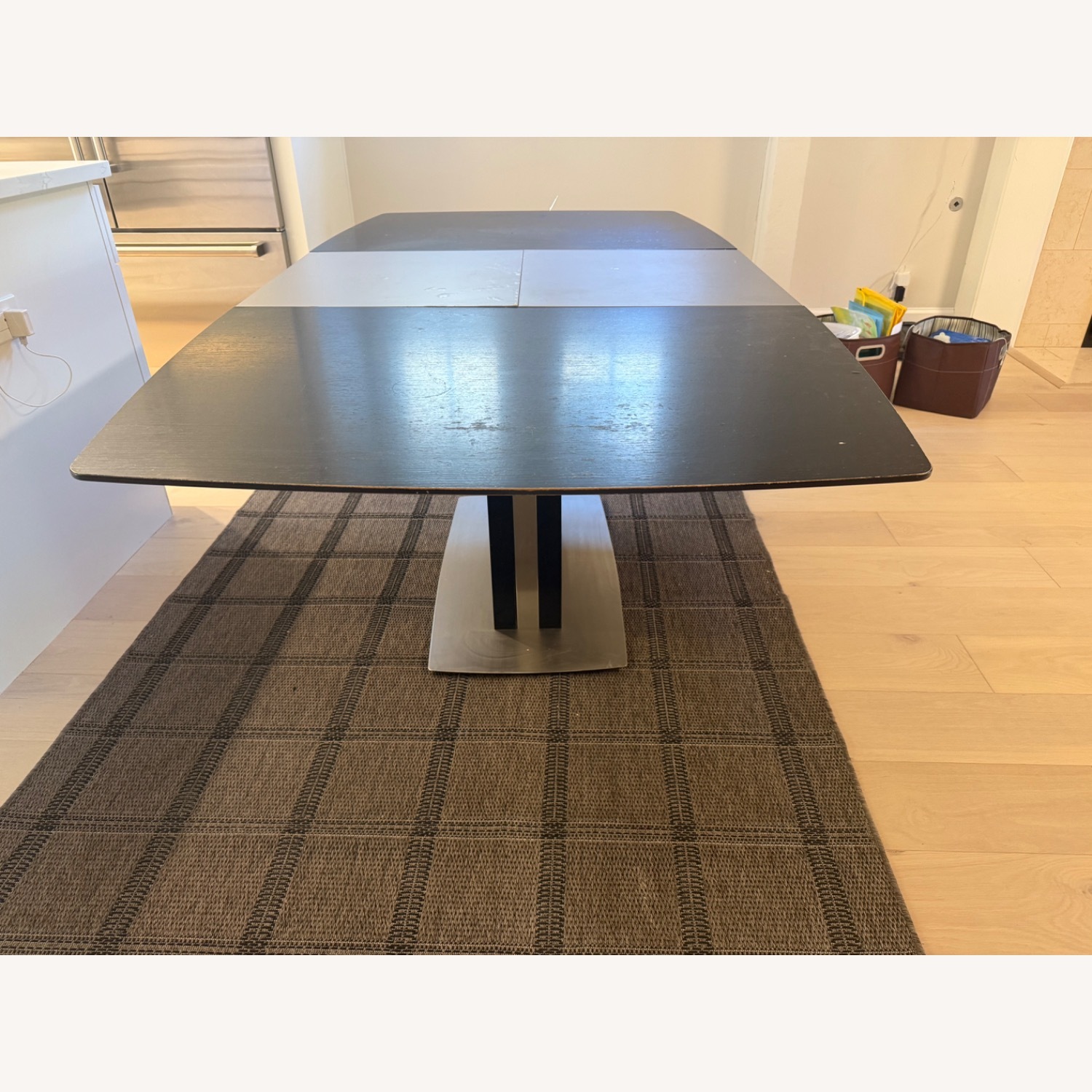 BoConcept Milano Stylish 8 Person Dining Table - image-2