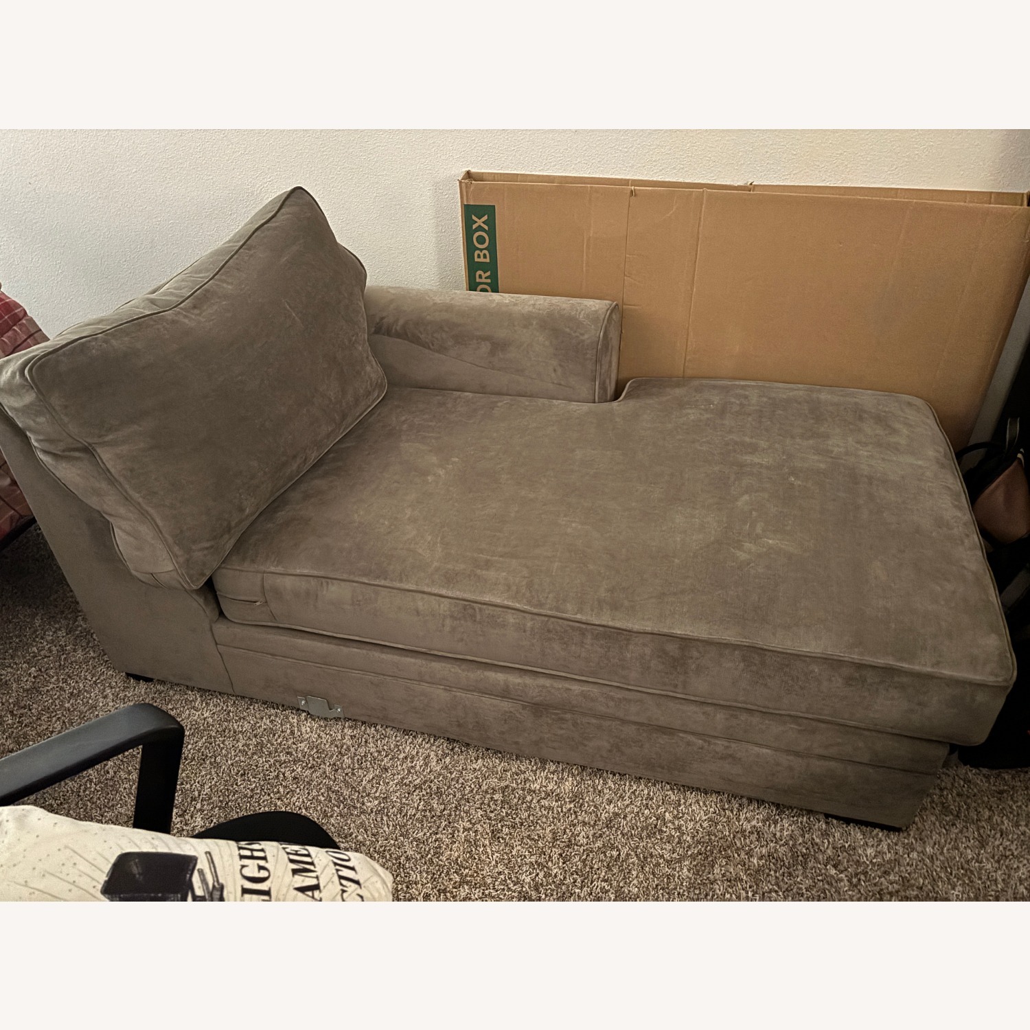 Artemis II High End Chaise Lounger  - image-1