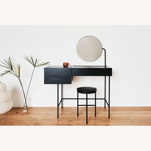 Used Dims Vanity for sale on AptDeco