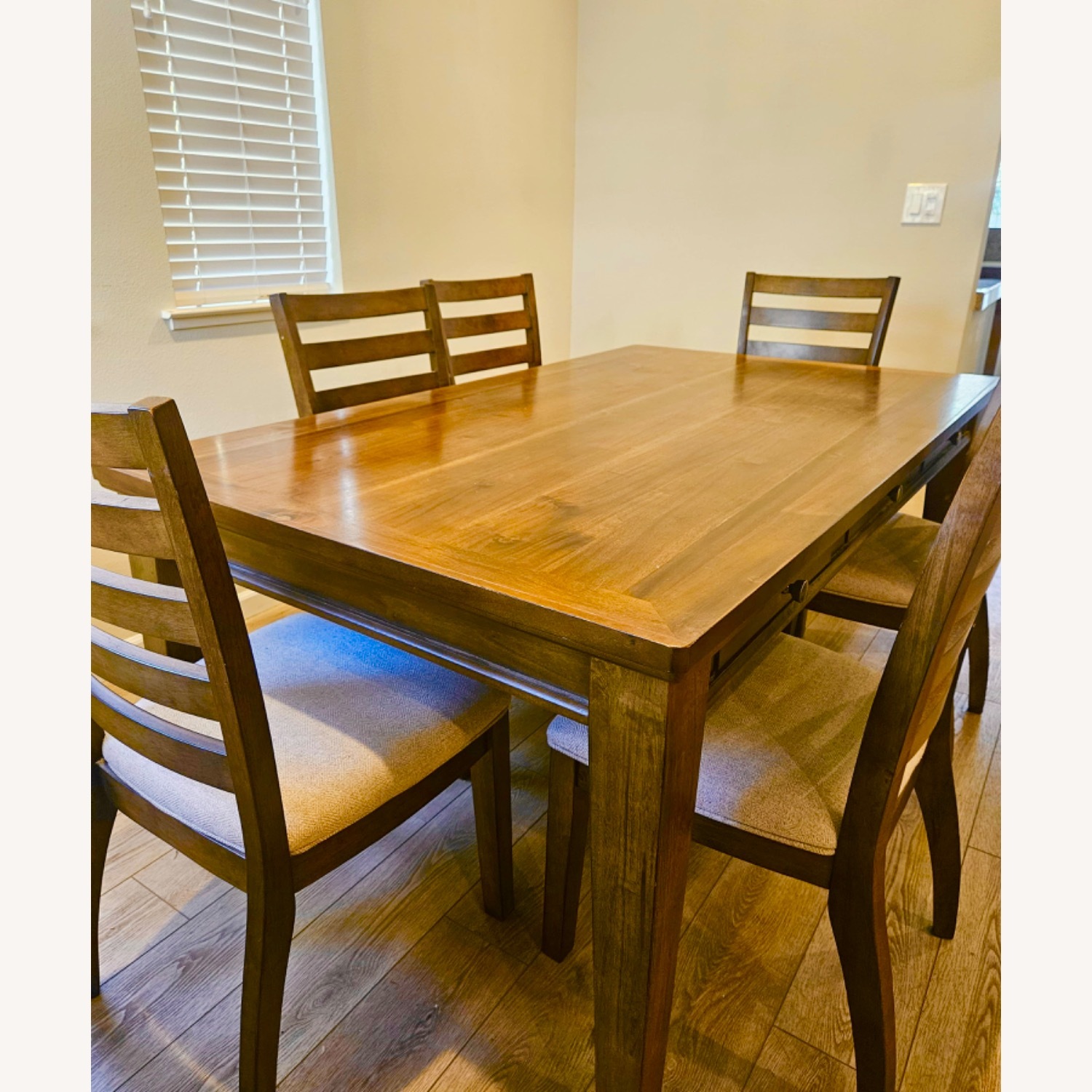 Ashley Signature Dining Set - image-1