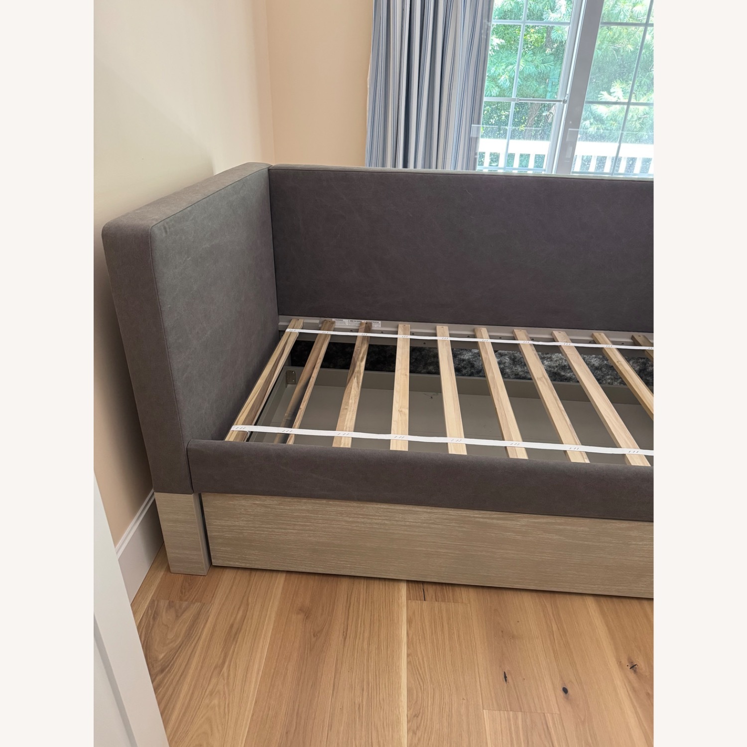 Pottery Barn Teen Bailey Daybed with Trundle - image-2