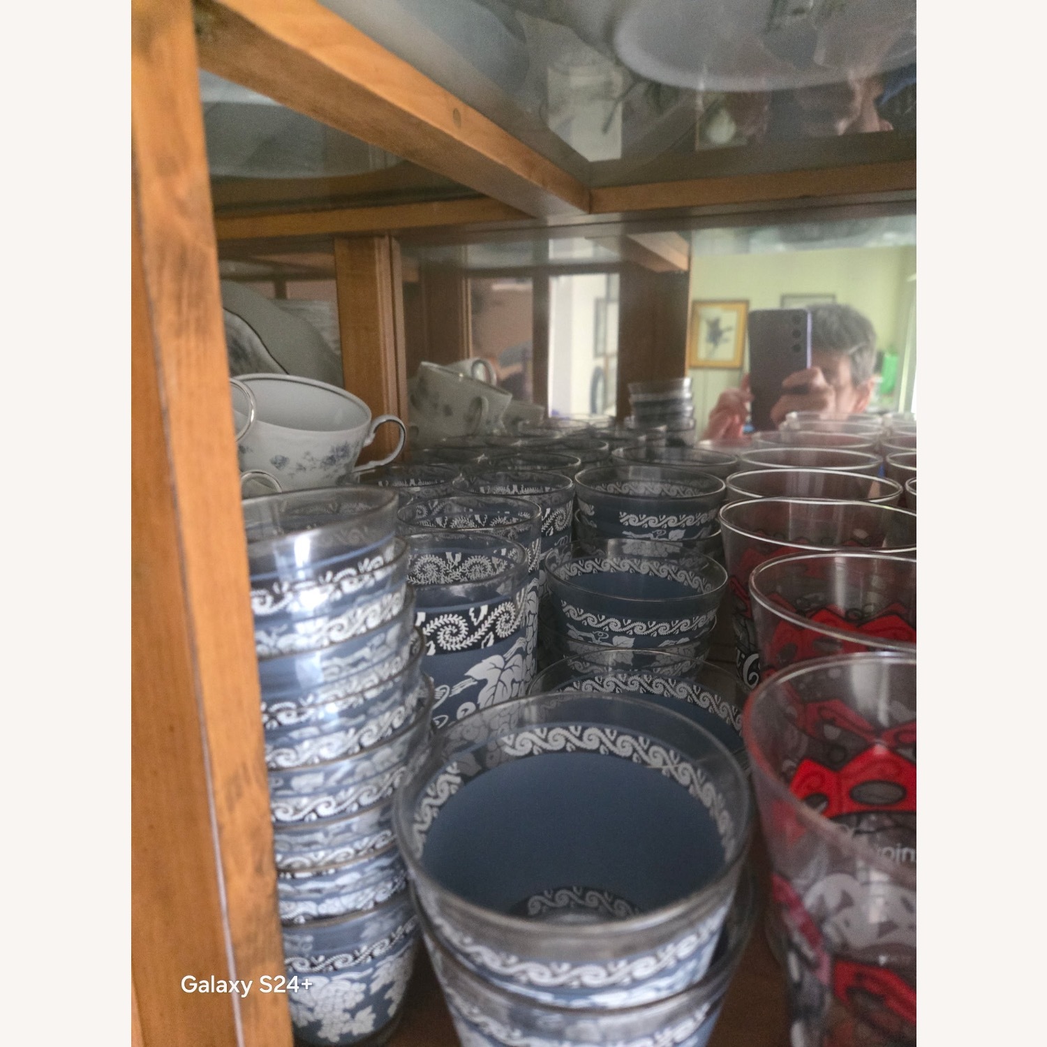 100% Oak Wood China Closest/ China Set - image-4