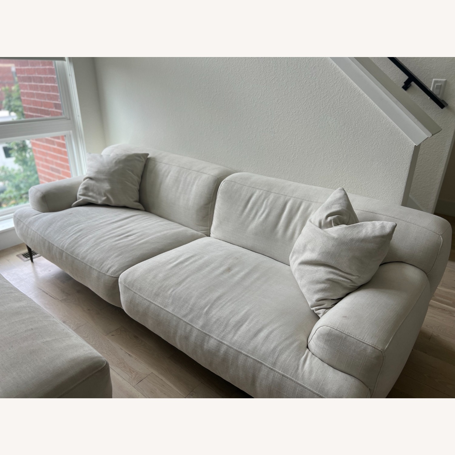 Article Abisko 91" Sofa Quartz White - image-4