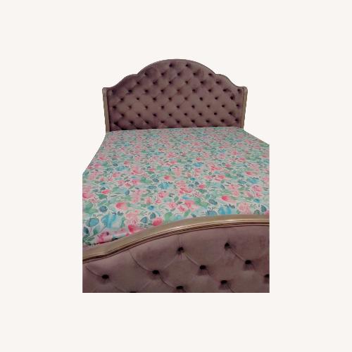 Used Macy's Zarina King California Bed for sale on AptDeco