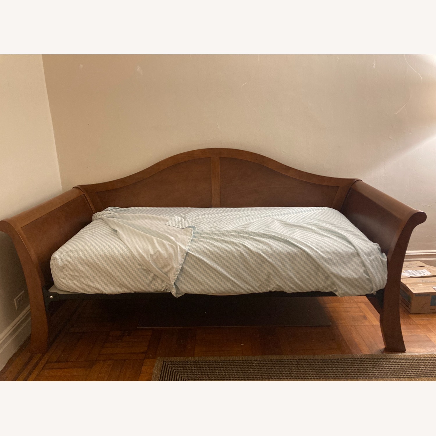 Sleigh Daybed - image-2