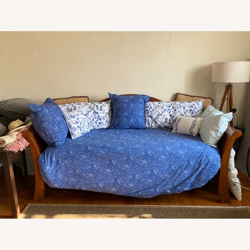 Used Sleigh Daybed for sale on AptDeco