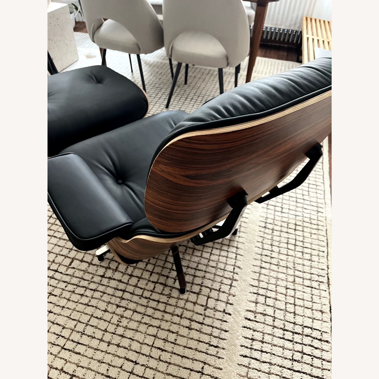 Eames Lounge Chair Replica Tall - image-5