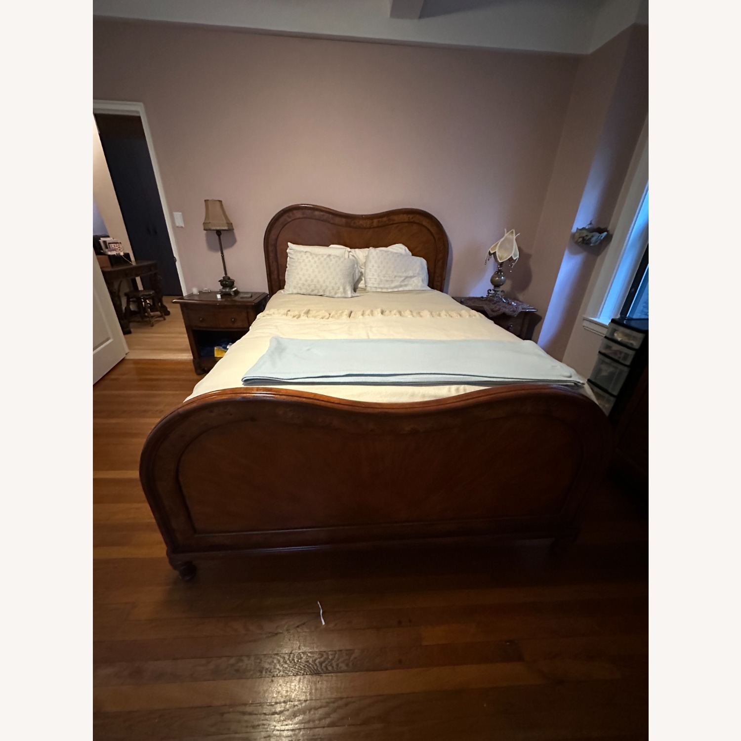 Domain Queen Wood - image-2