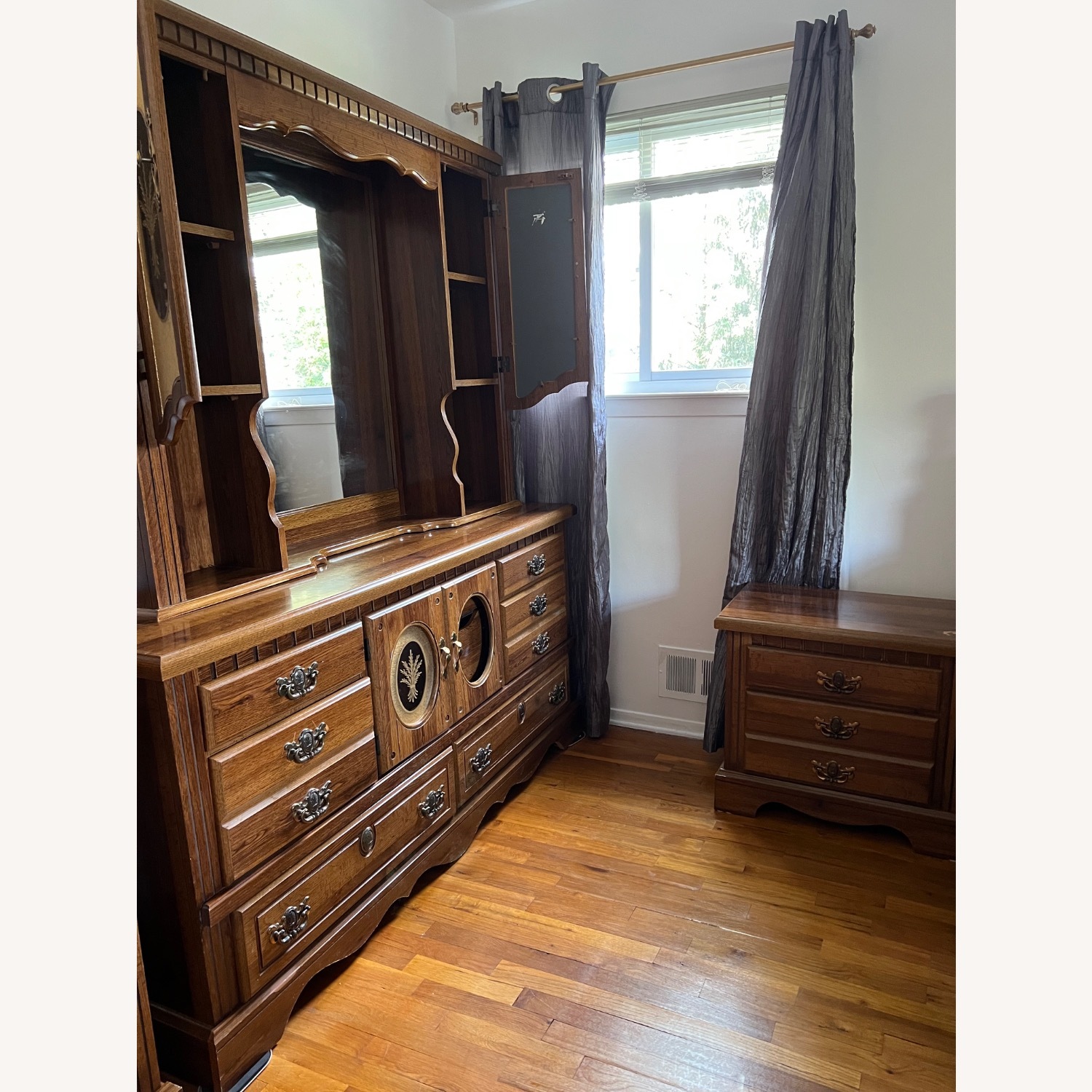 Vintage/Antique Dark Brown Wood Dresser W Mirror - image-6