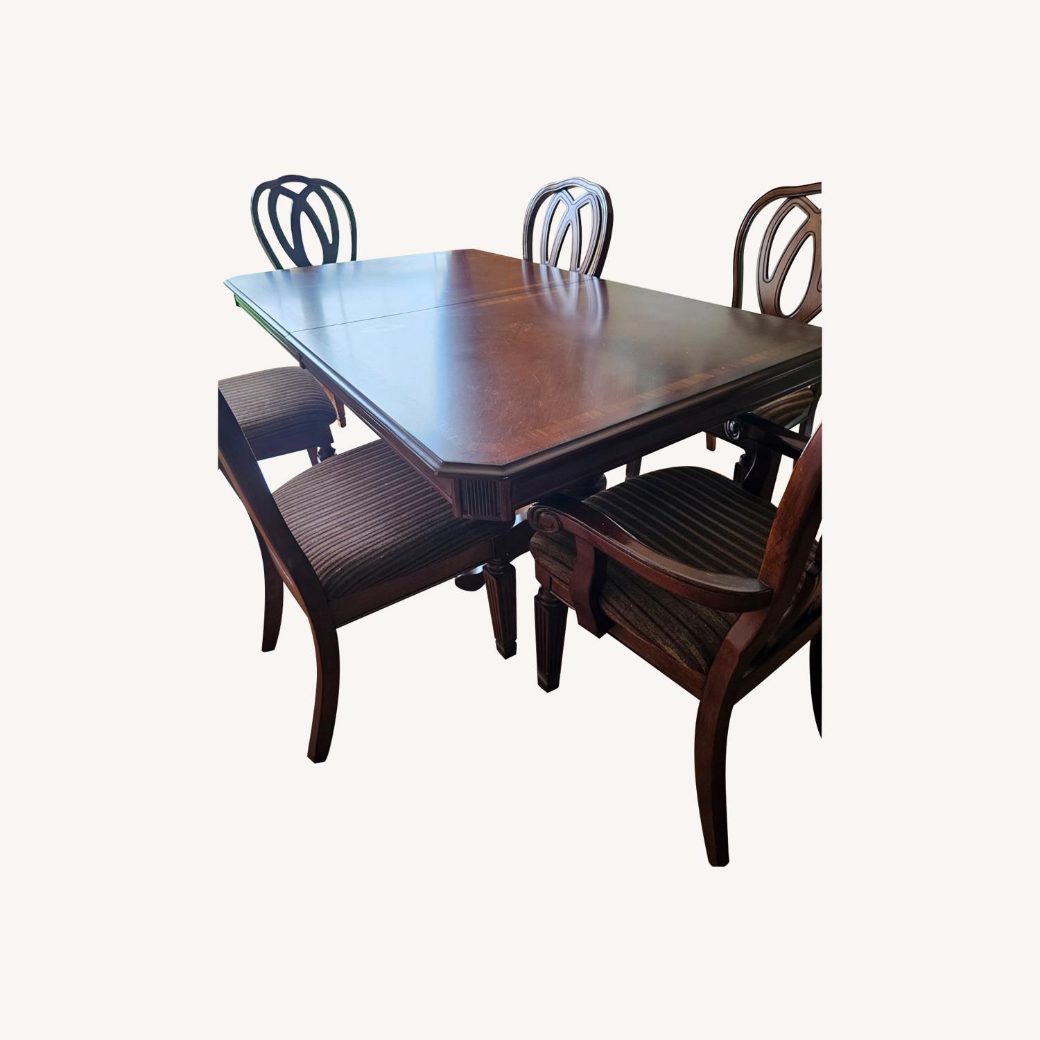Dining Room Table Set - AptDeco