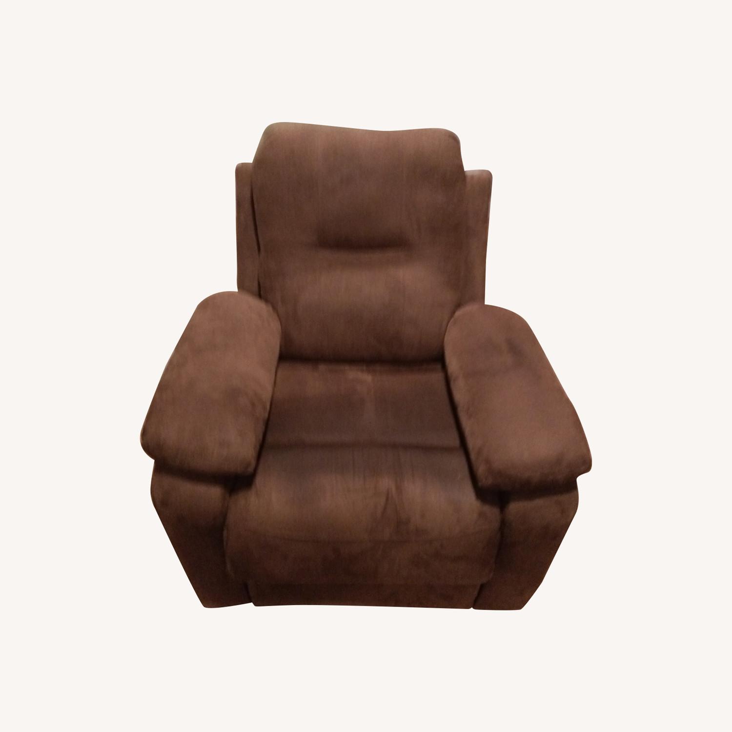 American Furniture Classic Recliner - image-0