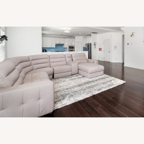Used Rooms To Go Runyon Canyon Platinum 6 Pc Power Recliner for sale on AptDeco