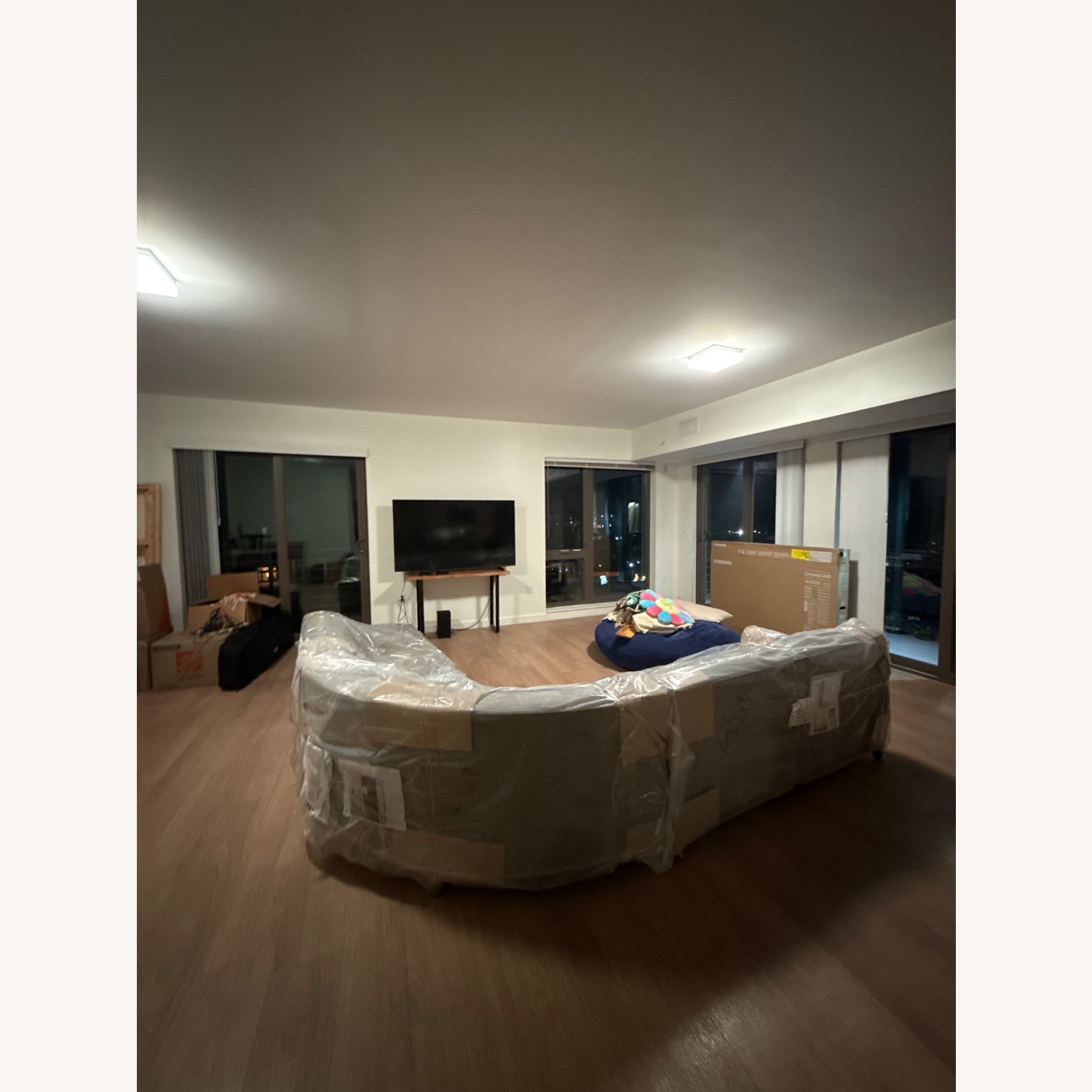 Apt2B Monroe Drice 3pc Sectional -Brand New!! - image-4