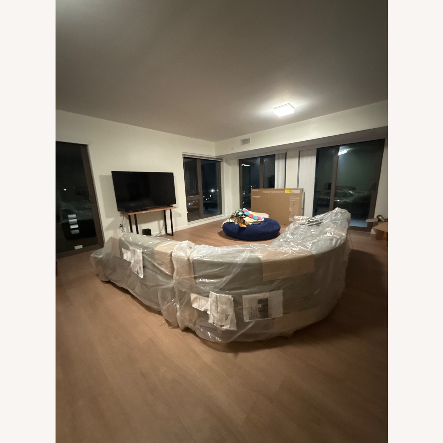 Apt2B Monroe Drice 3pc Sectional -Brand New!! - image-5