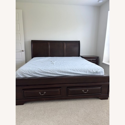 Used Rooms To Go King Size Bed With One Nightstand  for sale on AptDeco