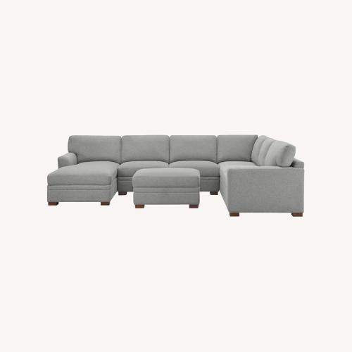 Used Thomasville Langdon Modular 7-Piece Sectional for sale on AptDeco