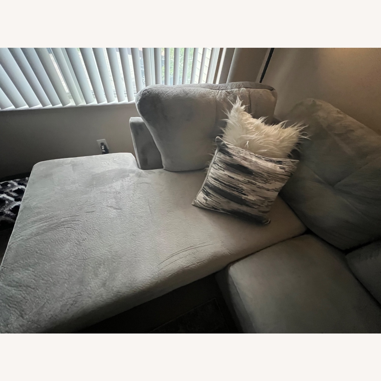 2pc Light Gray Sectional With Ottoman - image-3