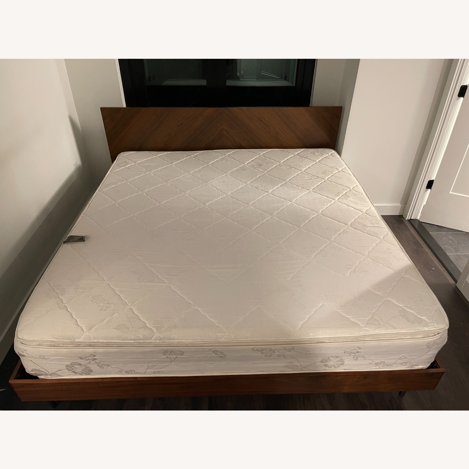 Nera King Low Profile Bed - Walnut - image-1