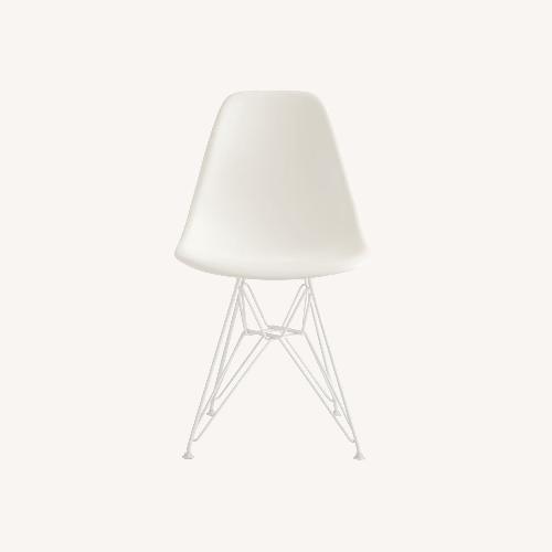 Used Eames Molded Plastic Side Chair for sale on AptDeco