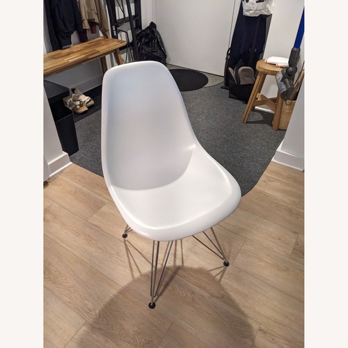 Used Eames Molded Plastic Side Chair for sale on AptDeco