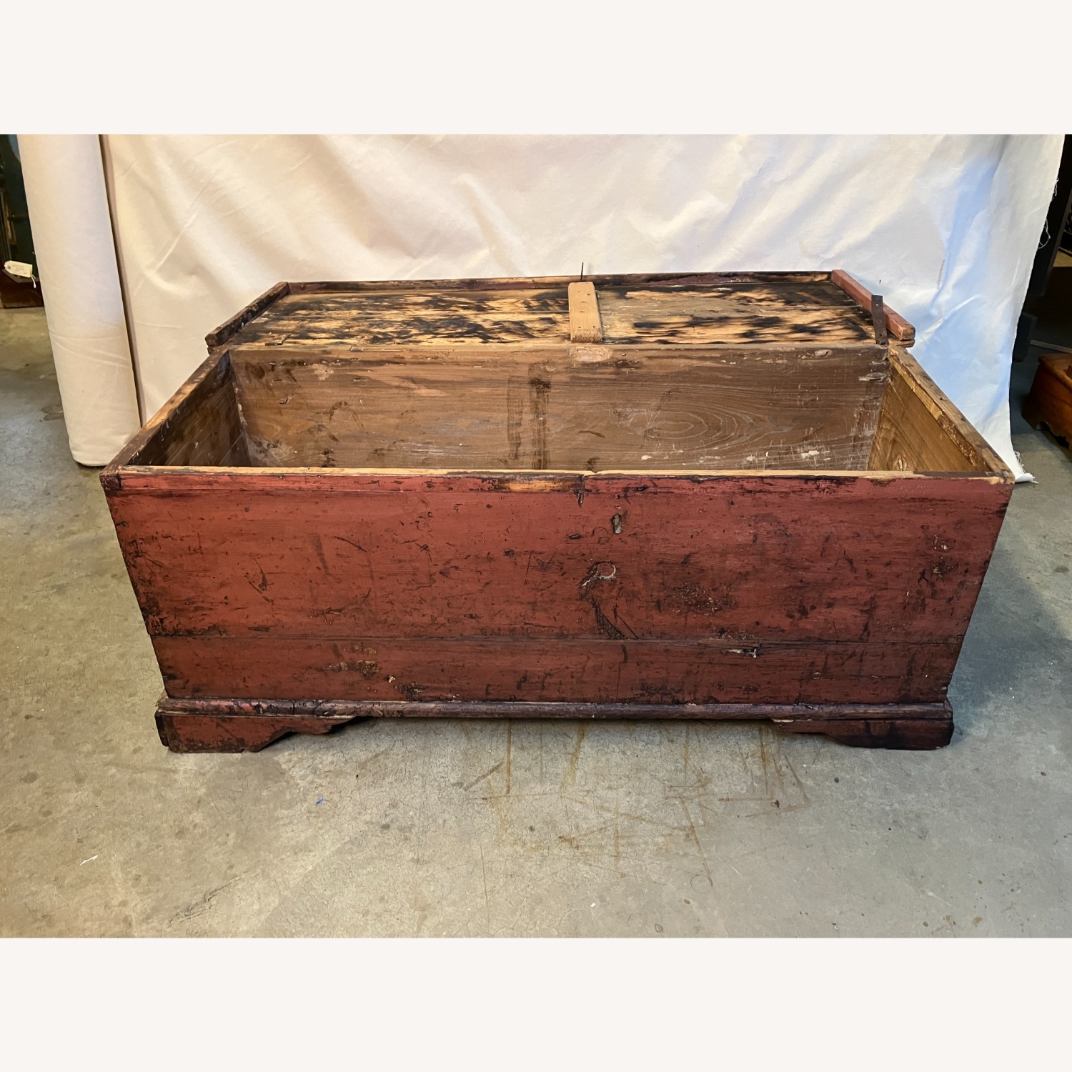 Primitive Rustic Blanket Chest - image-2