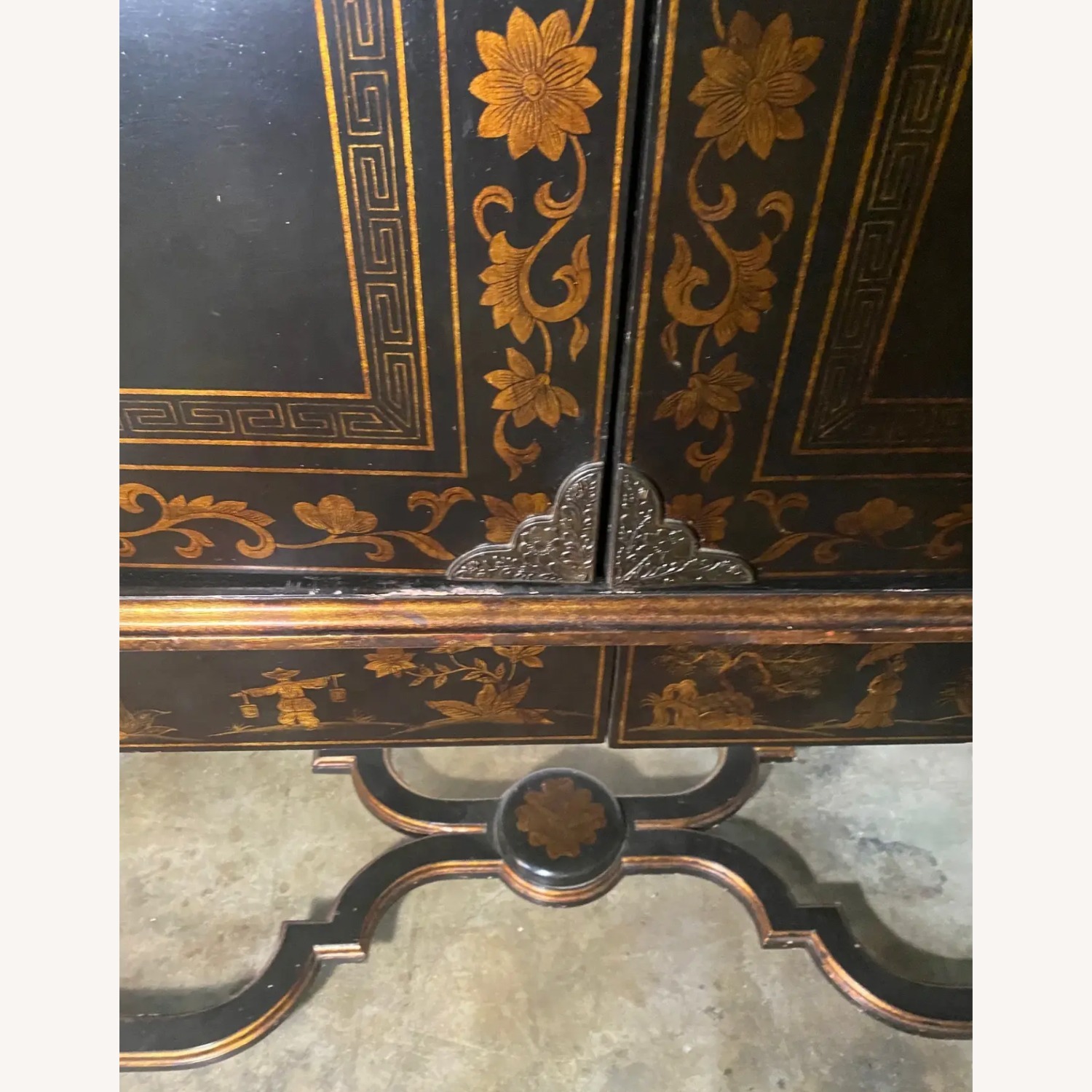 Tete De Négre Chinoiserie Cabinet - image-4