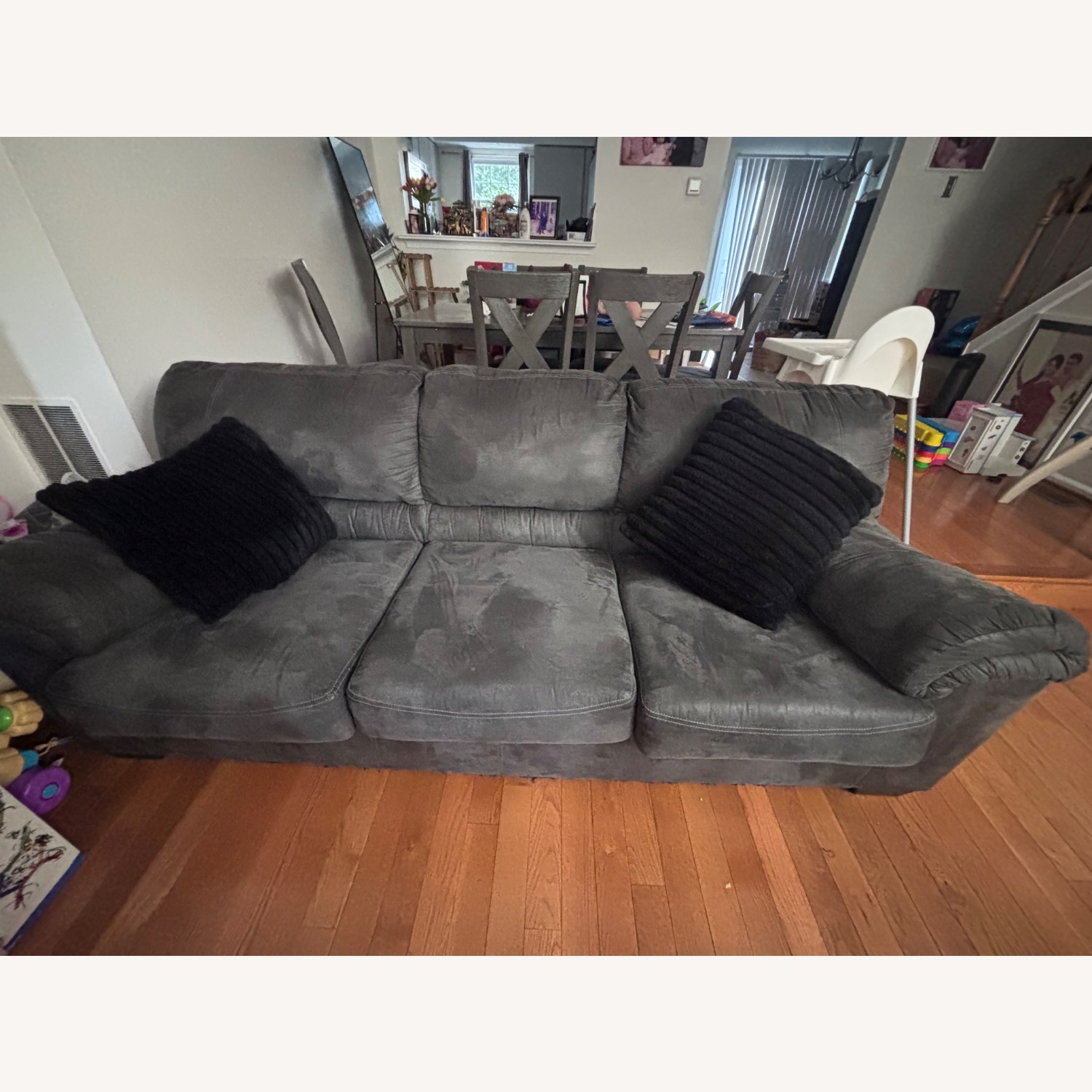 Recliner & non Recliner Sofa - image-5