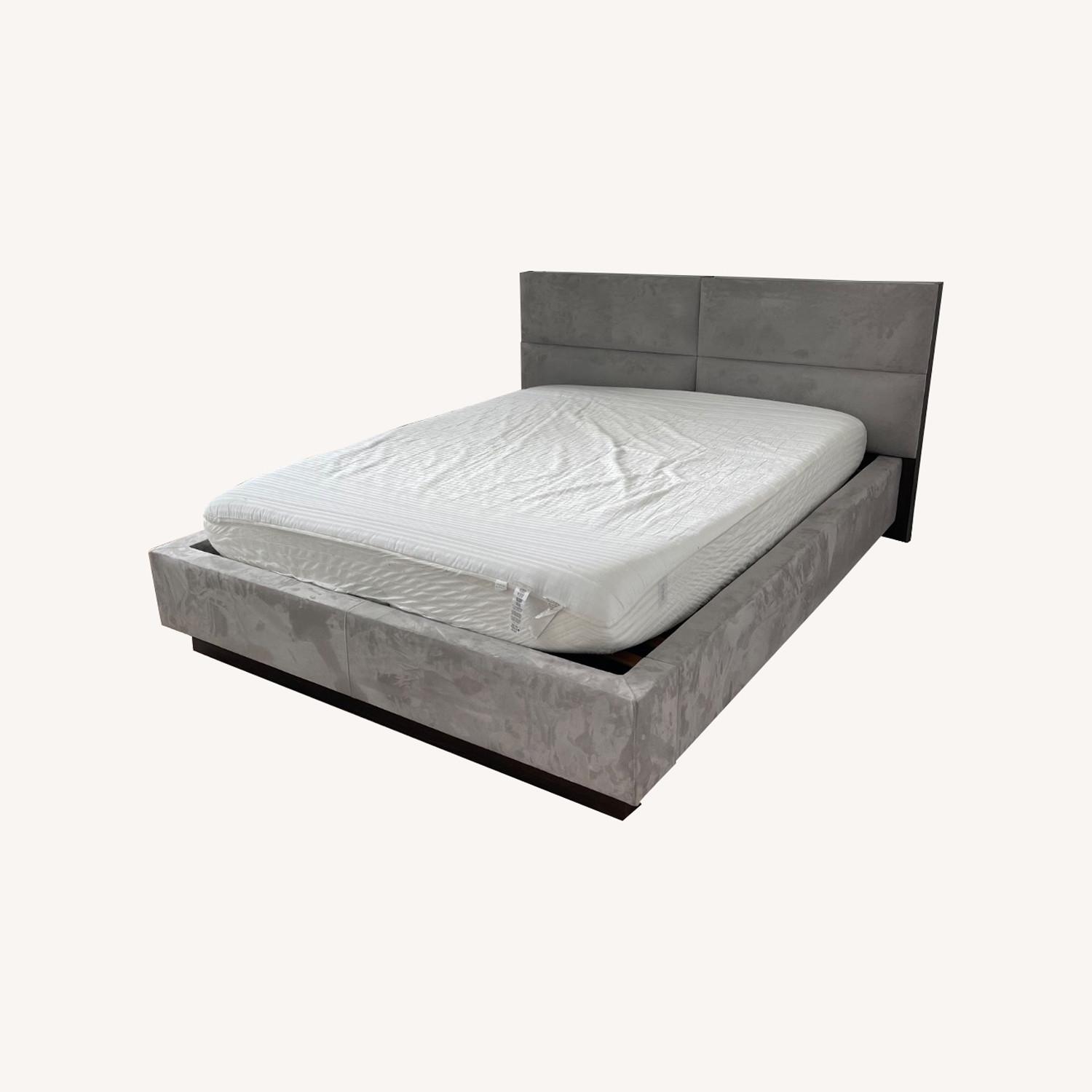 Lazzoni Instanbul Queen Bed - Storage, Light Grey - image-0