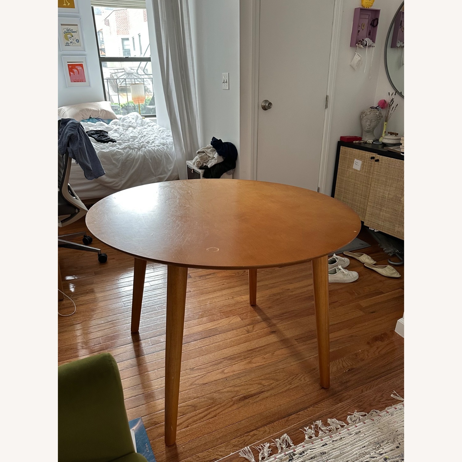 Landon Round Wooden Dining Table 41” - image-5