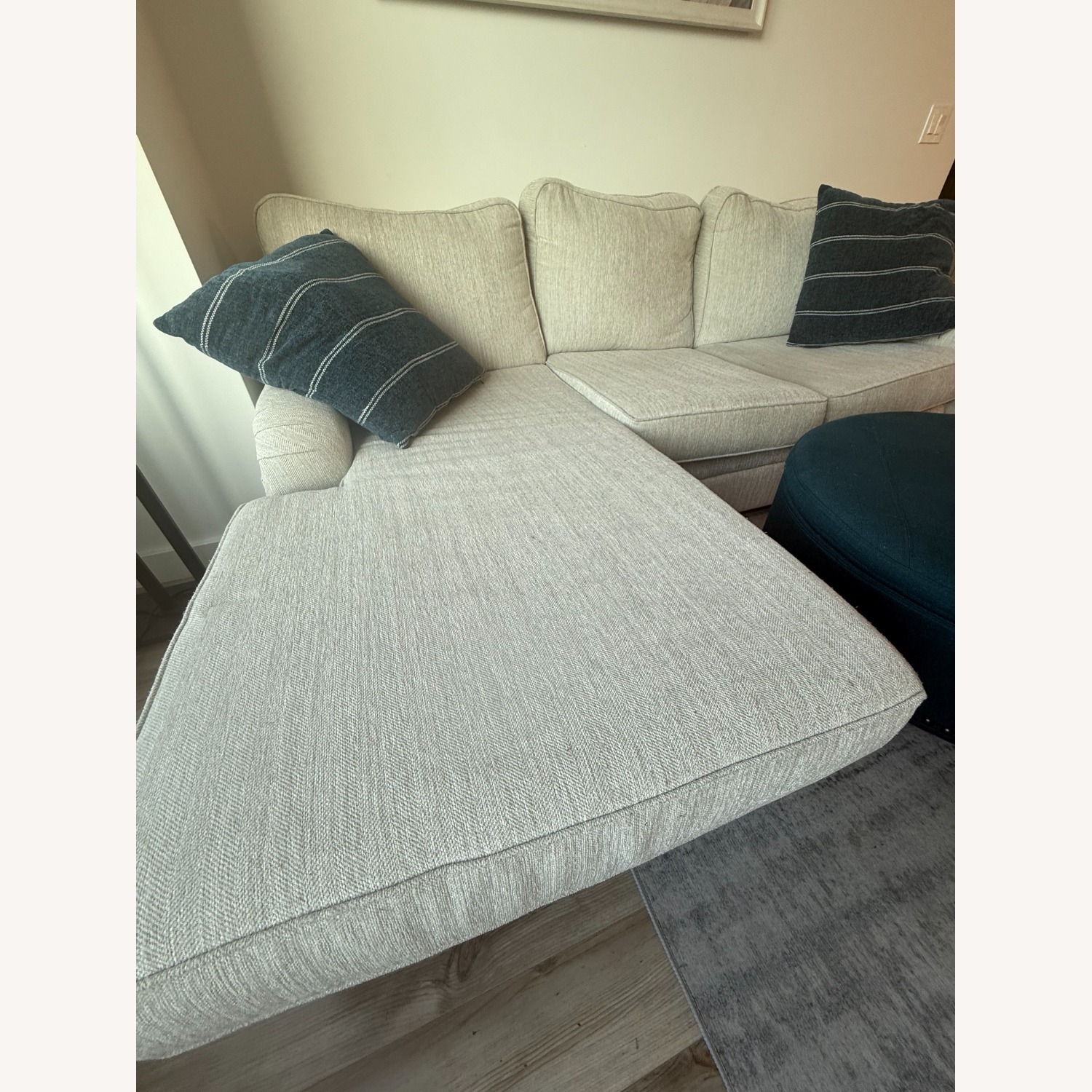 Raymour & Flanigan Light Gray Sectional Sofa - image-3