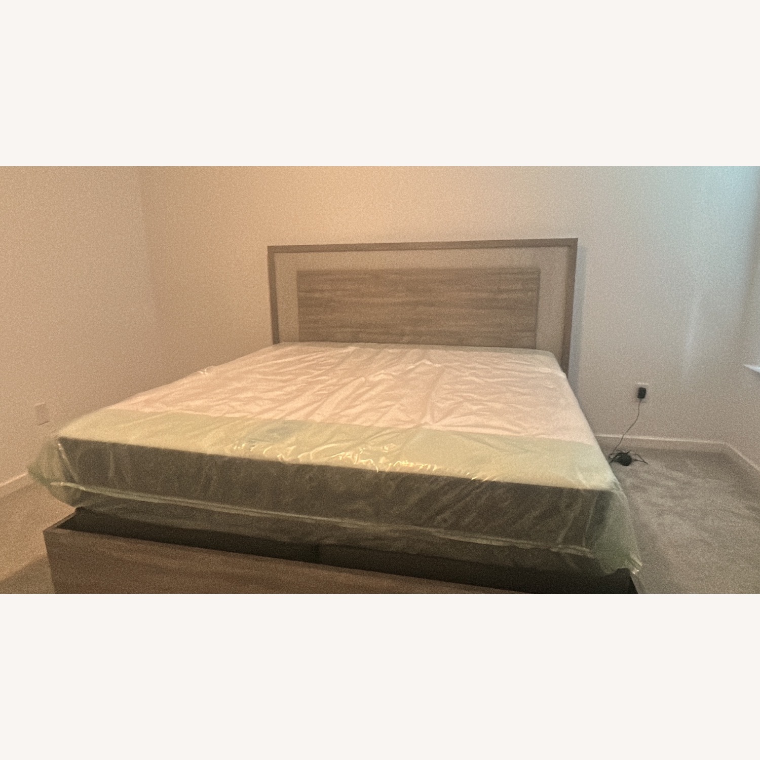 Kingsdown King Bed - image-2