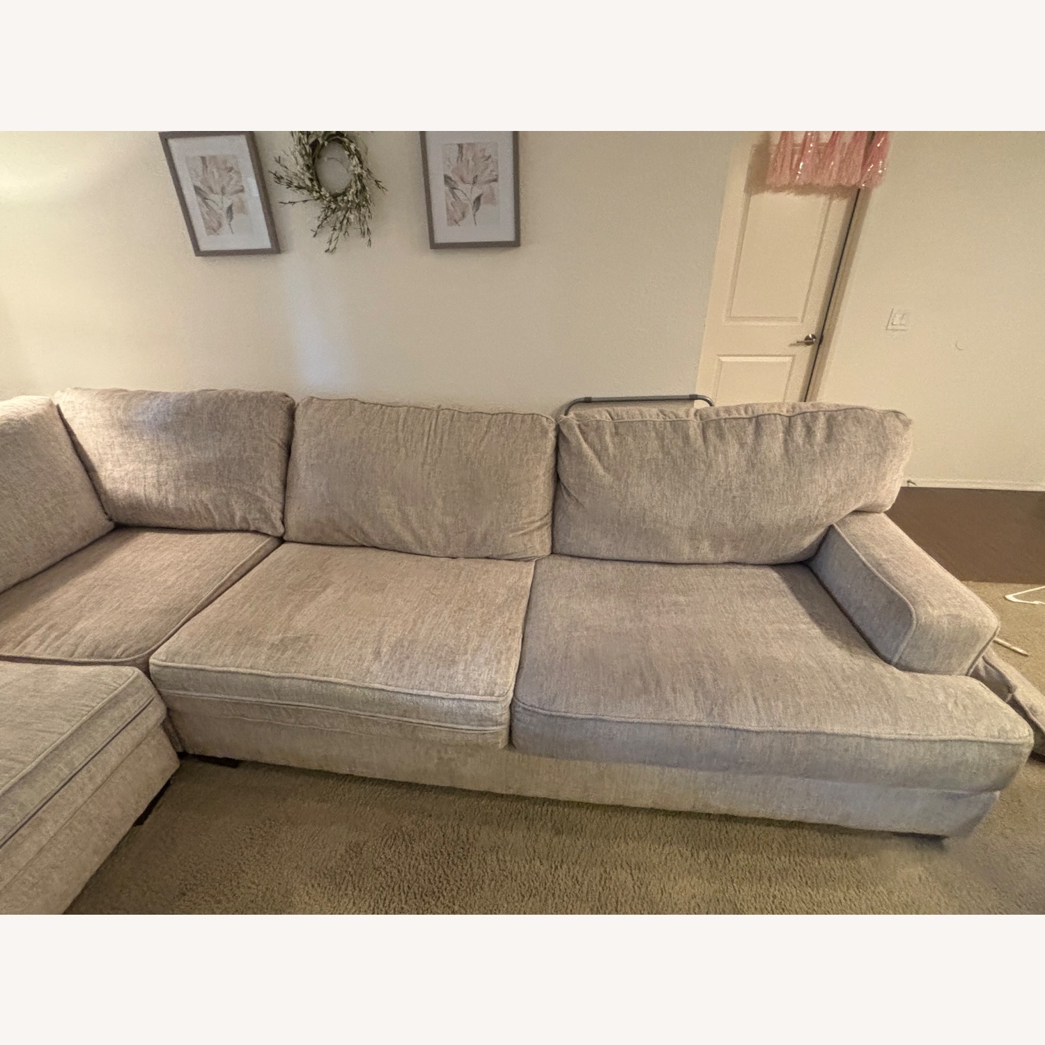 Ashely Furniture Rawcliffe 3-piece Sectional - image-7