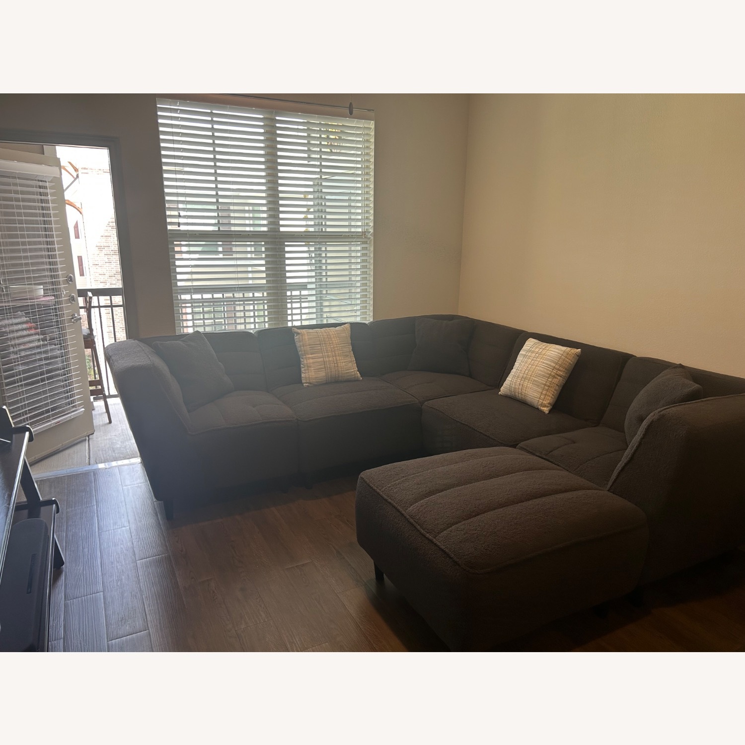 Sectional sofa - image-2