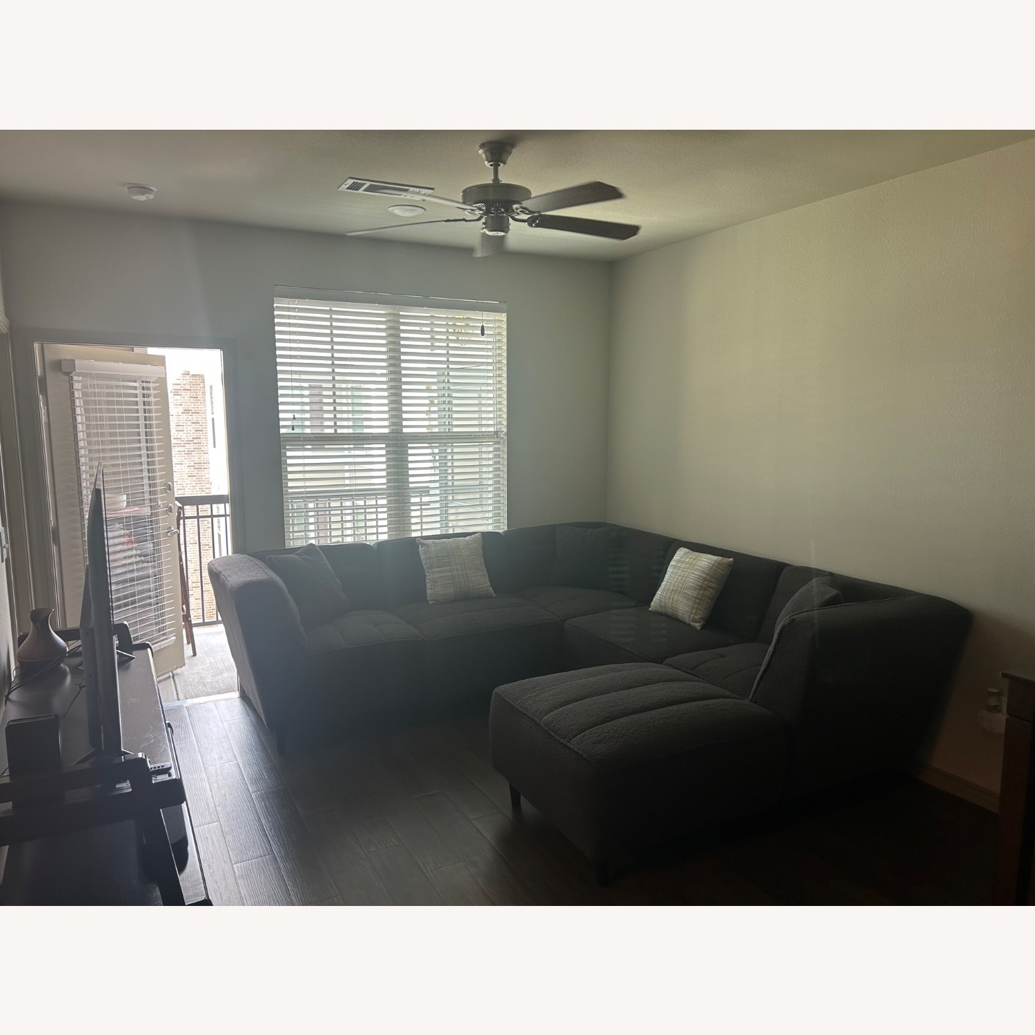 Sectional sofa - image-3