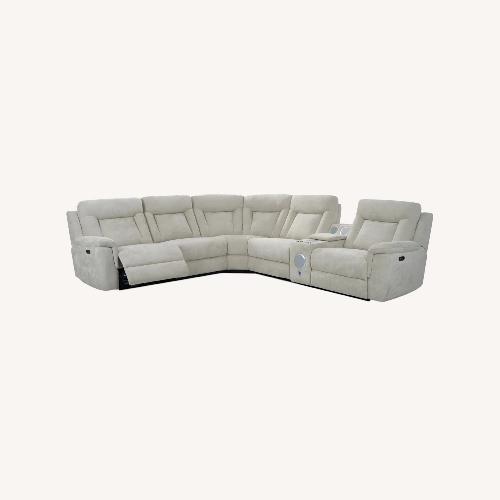 Used Sahara 7 Piece Sectional for sale on AptDeco