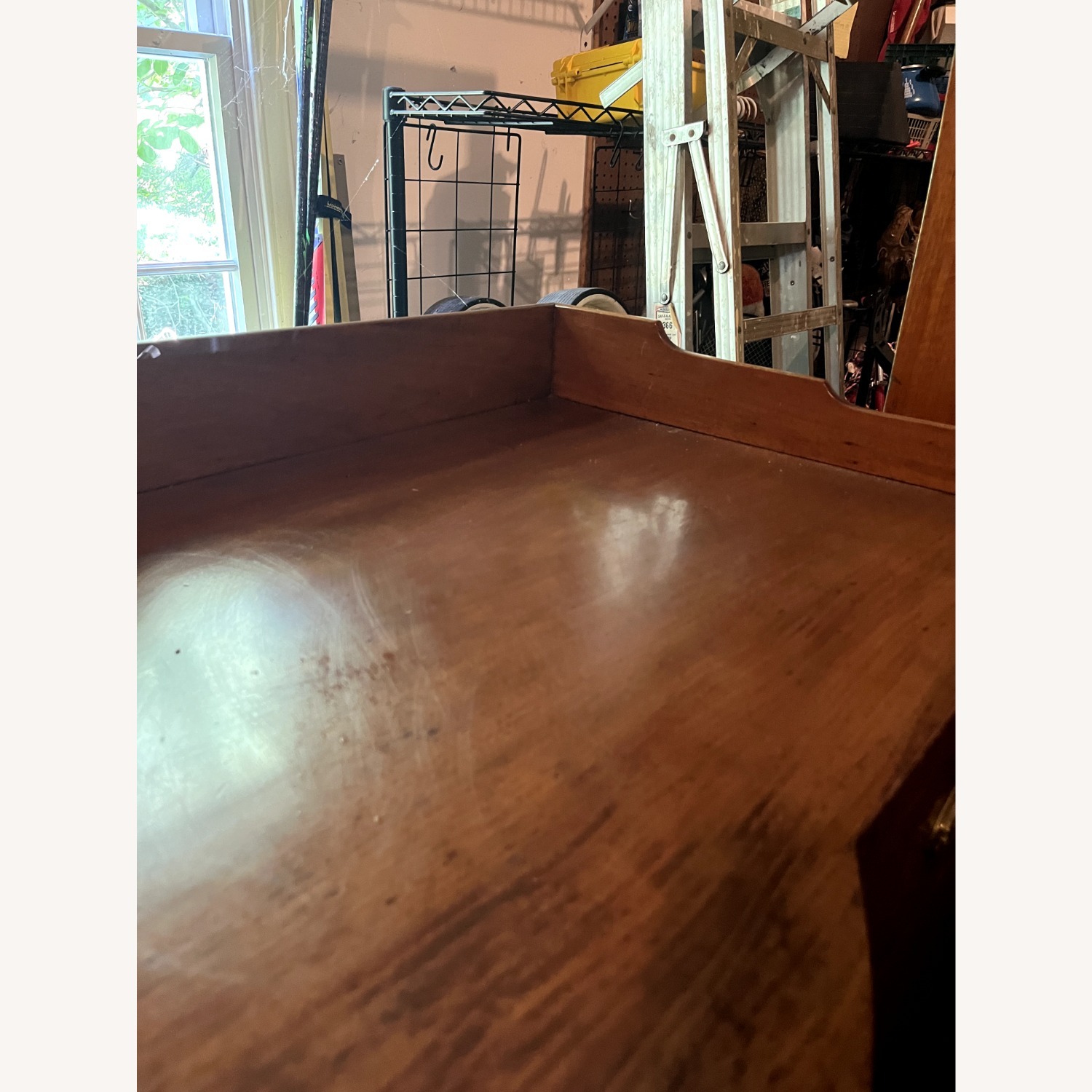 Federal Style Mahogany Sideboard - image-4