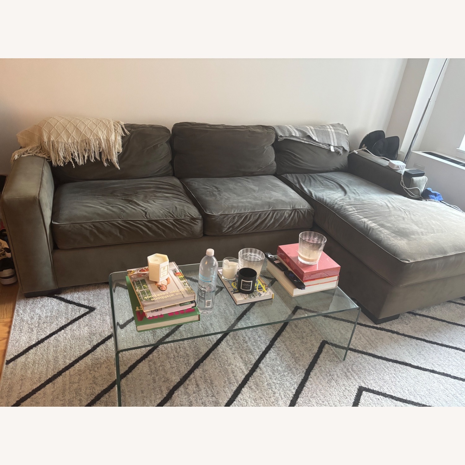 Grey/Green Comfy Couch - image-2