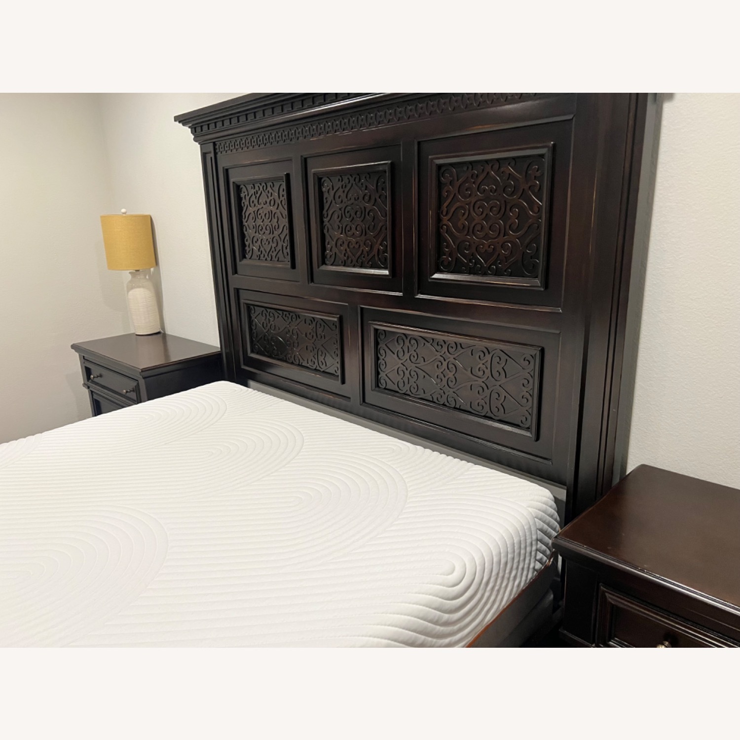 Bernhardt Pacific California King Frame - image-4